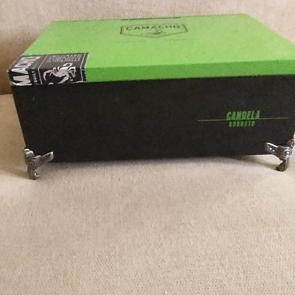 Suenos de Saundra Upcycled Rare Camacho Cigar Box Storage/ Stash Box - Picture 4 of 9